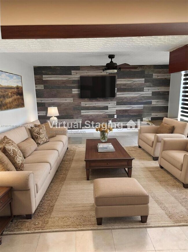 Primary Photo - 600 NW 214th St