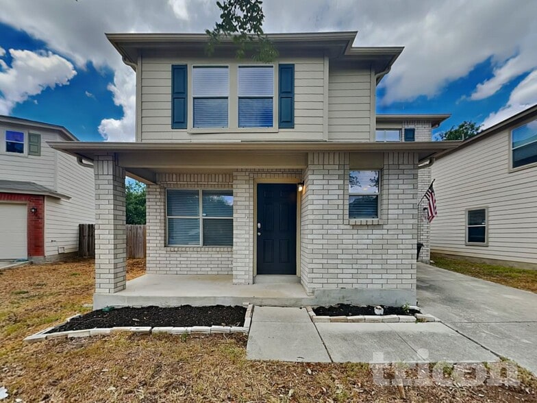 Building Photo - 7307 Circle Farm