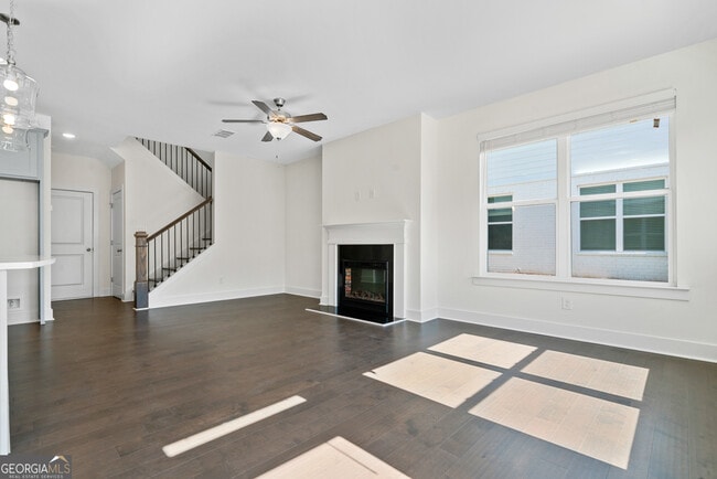 Building Photo - 64 Auburn Wds Dr