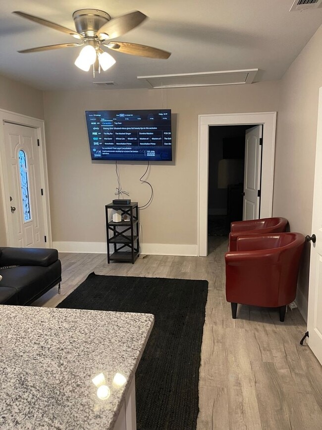 Building Photo - Charming 3BR+ Bonus room House in Savannah