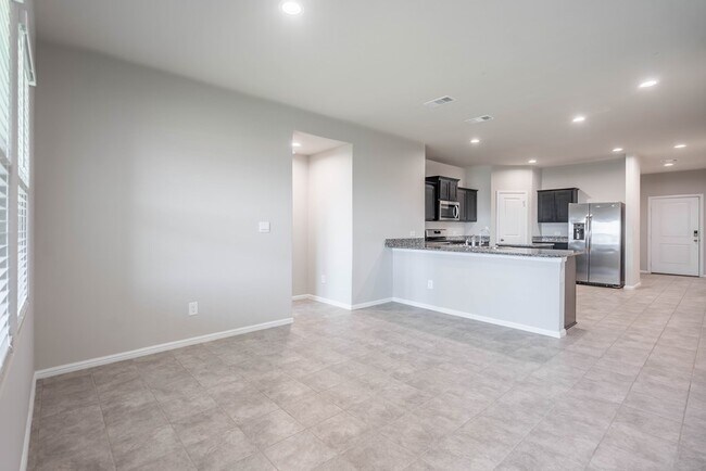 Building Photo - 7616 Silver Crk Ct