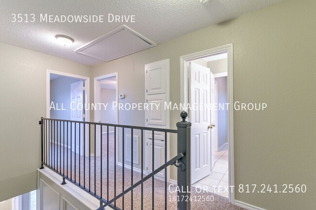 Building Photo - 3513 Meadowside Dr