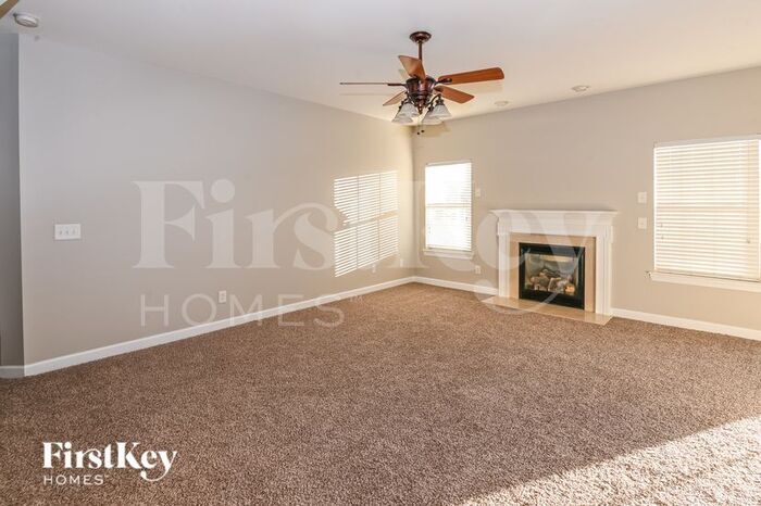 Building Photo - 2837 Quarry View Dr