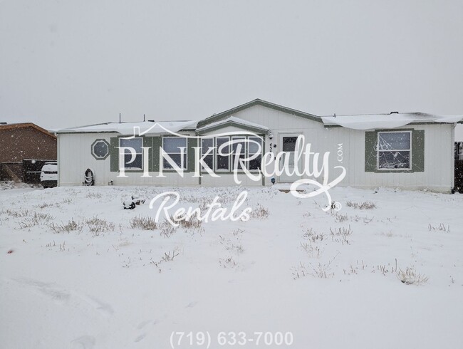 Building Photo - Renovated 3 Bed Rancher!