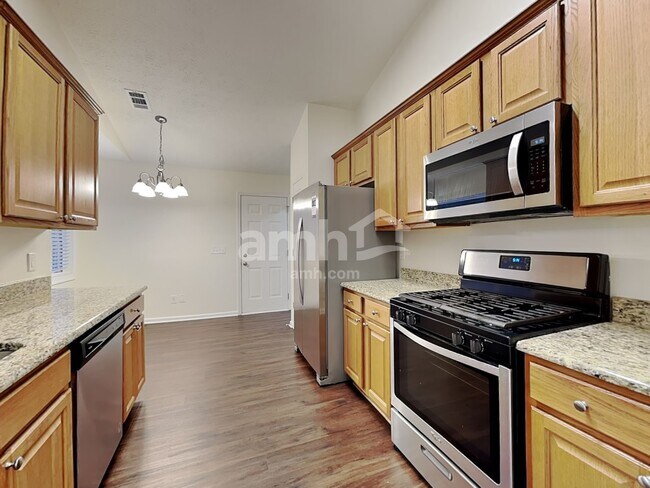 Building Photo - 3471 Erin Glen NW