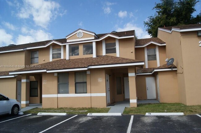 Building Photo - 2265 SW 80th Terrace