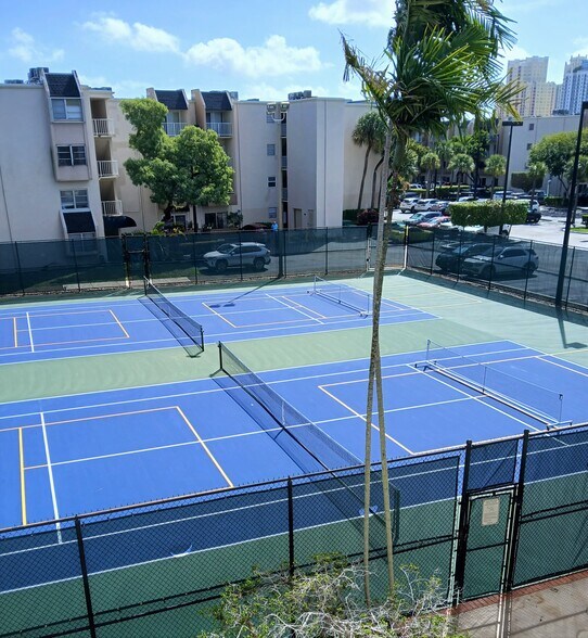 Building Photo - 7787 SW 86th St