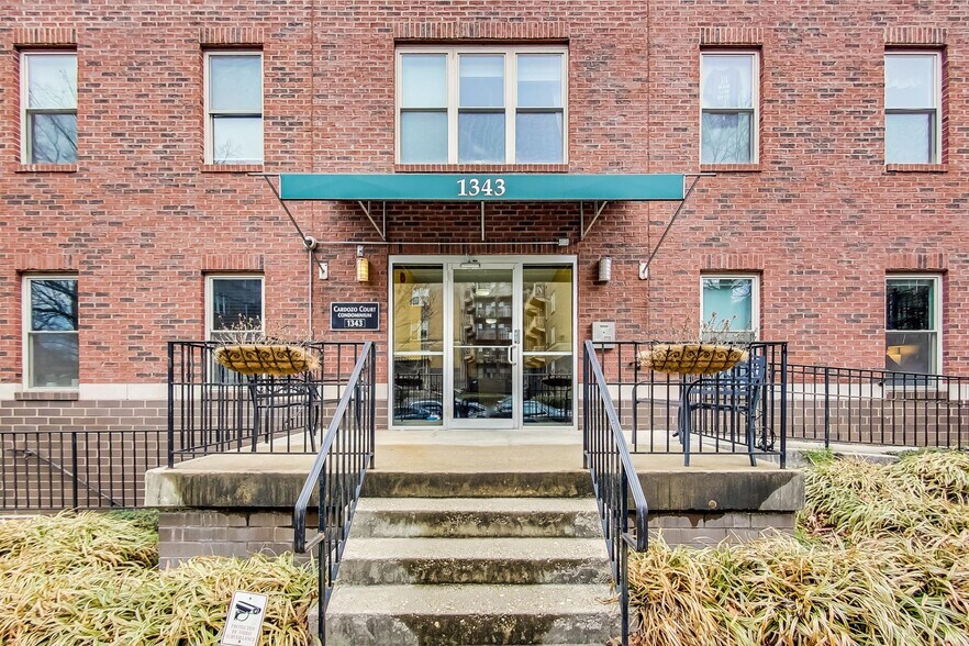 Building Photo - 1343 Clifton St NW