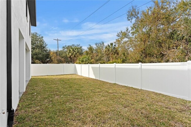 Building Photo - 3317 W Napoleon Ave