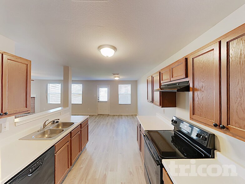Building Photo - 2749 Ingram Cir