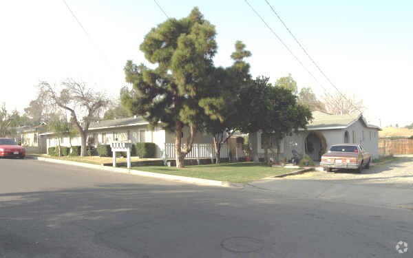 Building Photo - 10373 Gould St