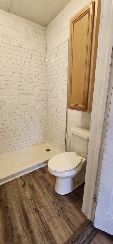 Building Photo - 605 N 4th St