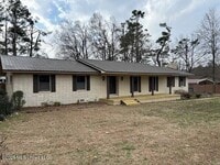 Building Photo - 201 Vick St