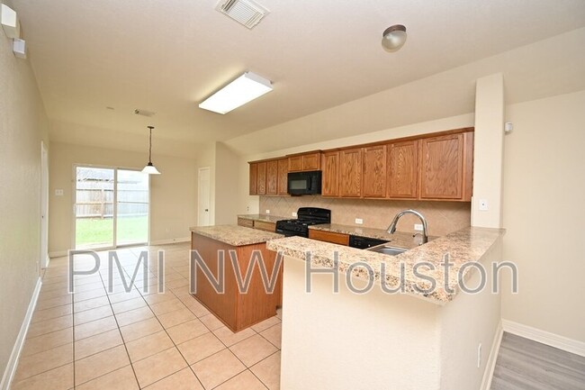 Building Photo - 1506 York Creek Dr