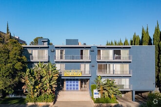 Building Photo - Casablanca West Apartments