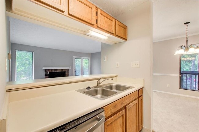 Building Photo - 805 Tuxworth Cir