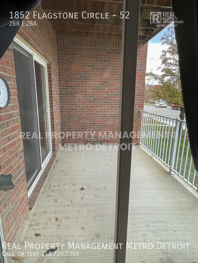 Building Photo - 1852 Flagstone Cir