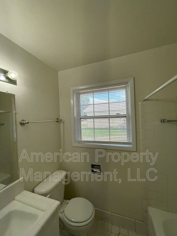 Building Photo - 2907 S 67th E Ave