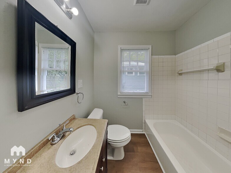 Building Photo - 4817 Avenue N