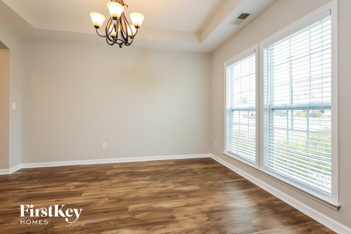 Building Photo - 242 Mayfield Dr