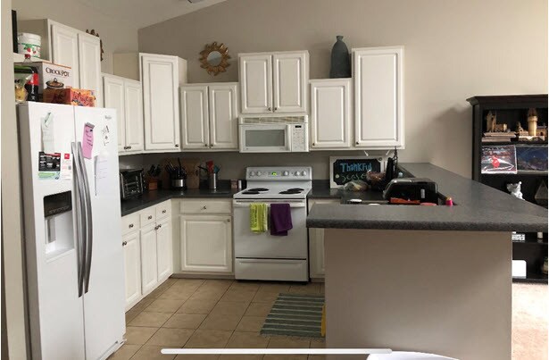 Building Photo - 5006 Carleton Dr #99