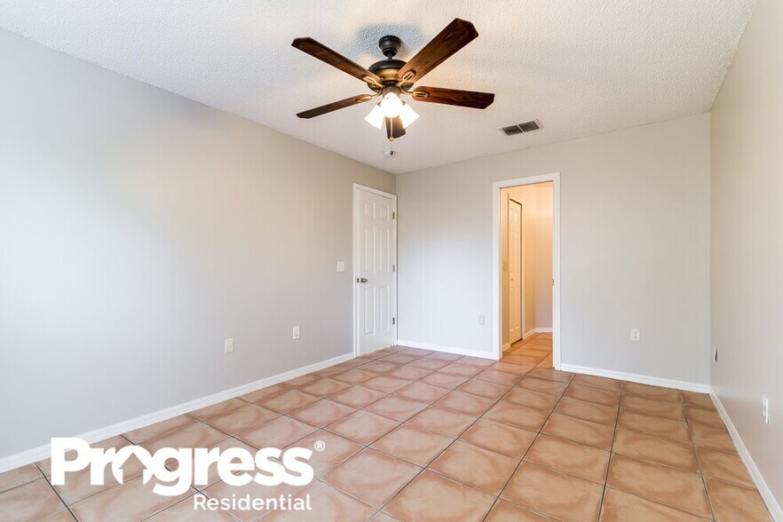 Building Photo - 4212 Stonefield Dr