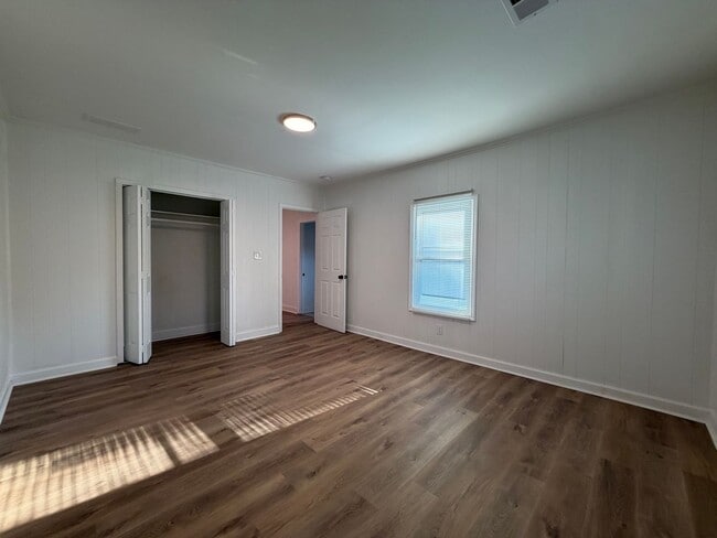Building Photo - 1278 Chulio Rd SE