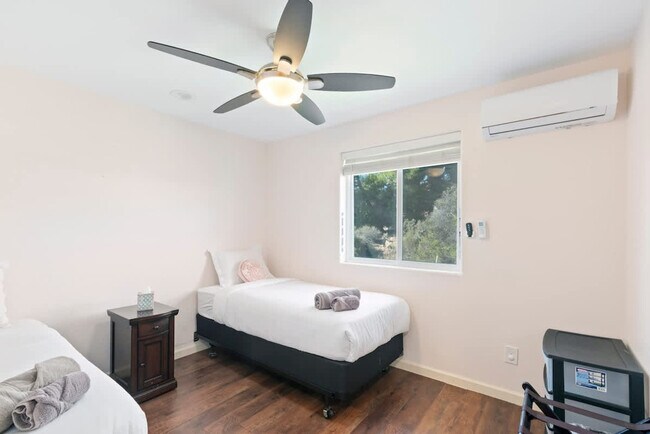 Building Photo - 17055 Rock Rd