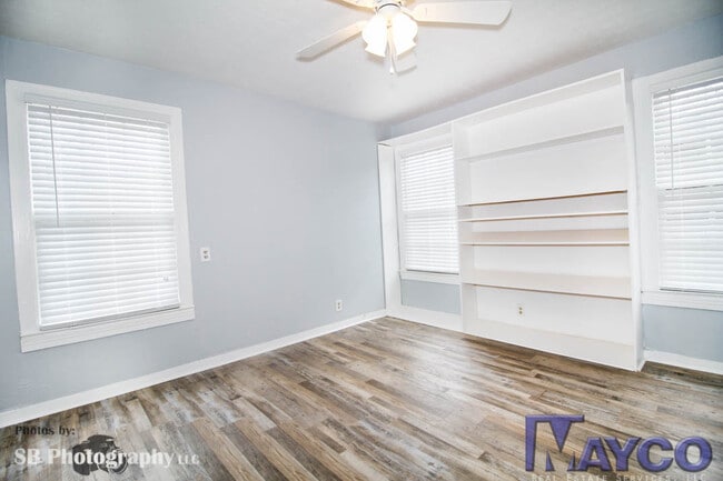 Building Photo - 3 bedroom 1.5 Bath house newly remodeled!