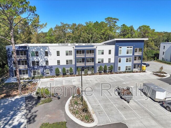 Building Photo - 610 S Kerr Ave