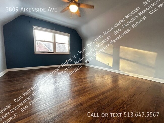 Building Photo - 3809 Aikenside Ave