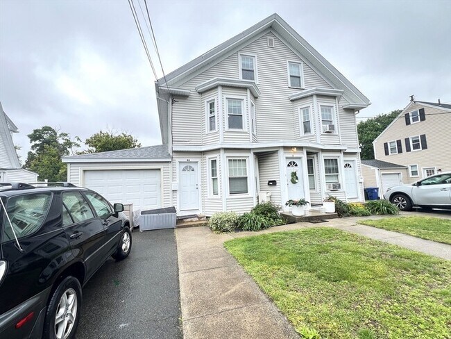 Building Photo - 48 Conant St
