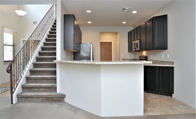 Building Photo - 381 E Calderwood Rd