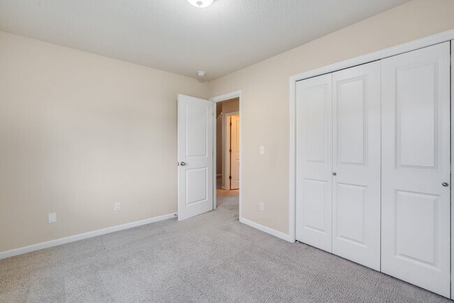 Building Photo - Beautiful 5 bed, 4.5 bath rental home in North Bethany!