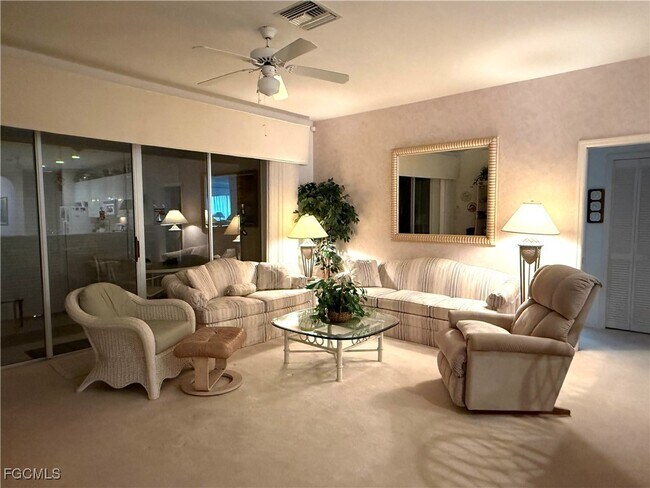 Building Photo - 11081 Lakeland Cir