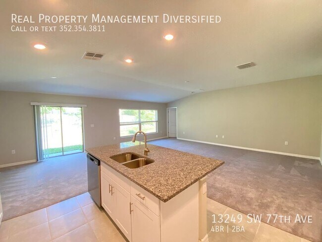 Building Photo - 13249 SW 77th Ave