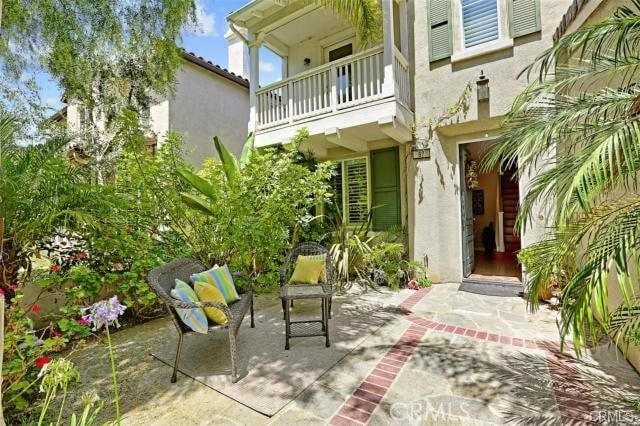 Building Photo - 87 Wonderland