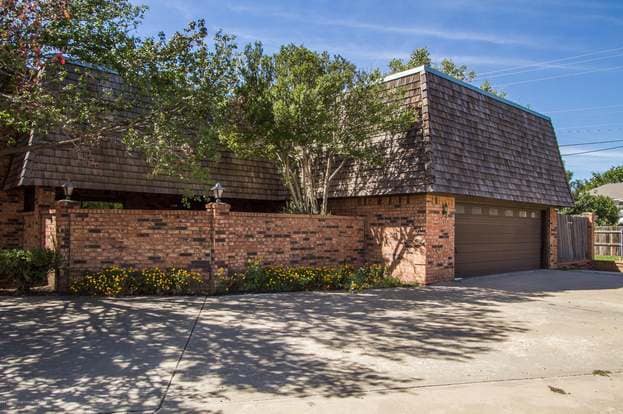 Building Photo - 6200 Belpree Rd