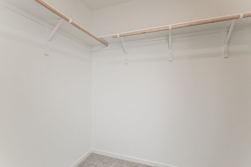 Building Photo - 1717 Lofty Cedar Ct