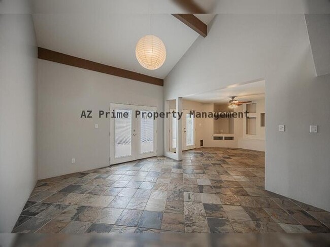 Building Photo - 4922 N 42nd Way