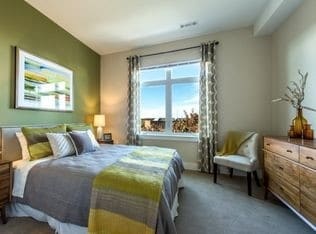 Primary Photo - 10 Sunnyside Ln