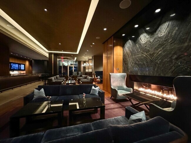 Building Photo - 1 Franklin St