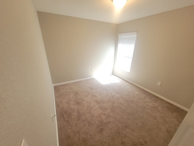 Building Photo - 4907 Summerfield Cir