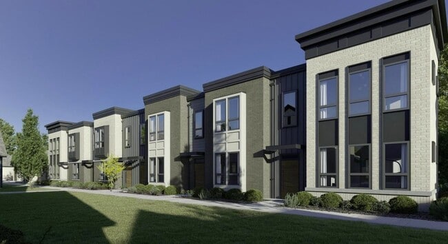 Building Photo - Avanza at Hyde Park
