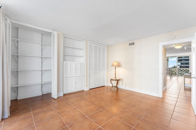 Building Photo - 1200 S Ocean Blvd