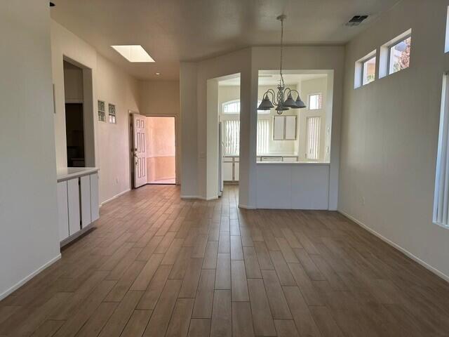 Building Photo - 37624 Breeze Way