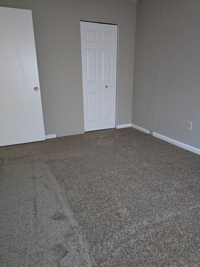 Building Photo - 3BR Townhome in Riverside Neighborhood of Belcamp!