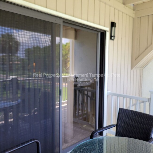 Building Photo - 12310 Capri Cir N