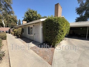 Building Photo - 1748 E Laura Ave