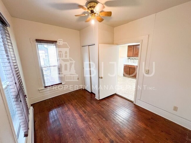 Building Photo - 523 E Kiowa St